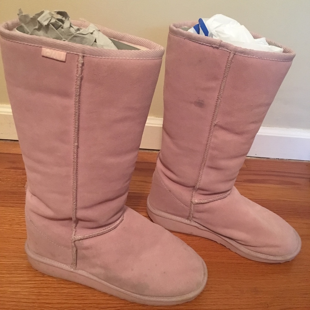 Emu sherpa lined boots